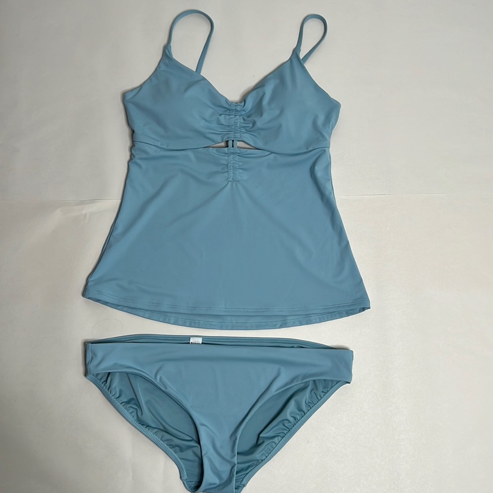 Light Blue Tankini Swim Set – Women’s Two-Piece Swimwear